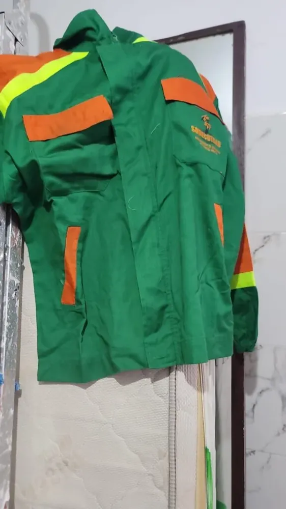 Uniforme réalisé par Windows Confection