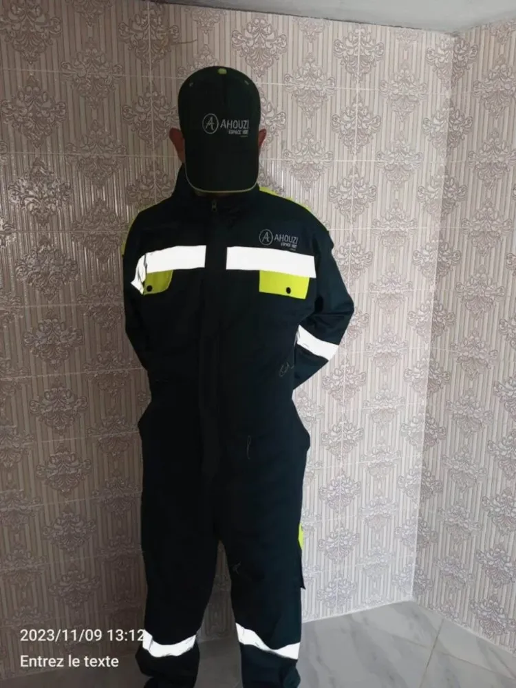 Uniforme réalisé par Windows Confection